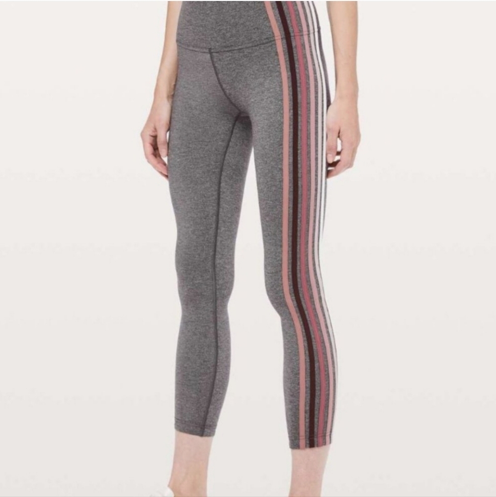 EUC lululemon Take a Hint leggings